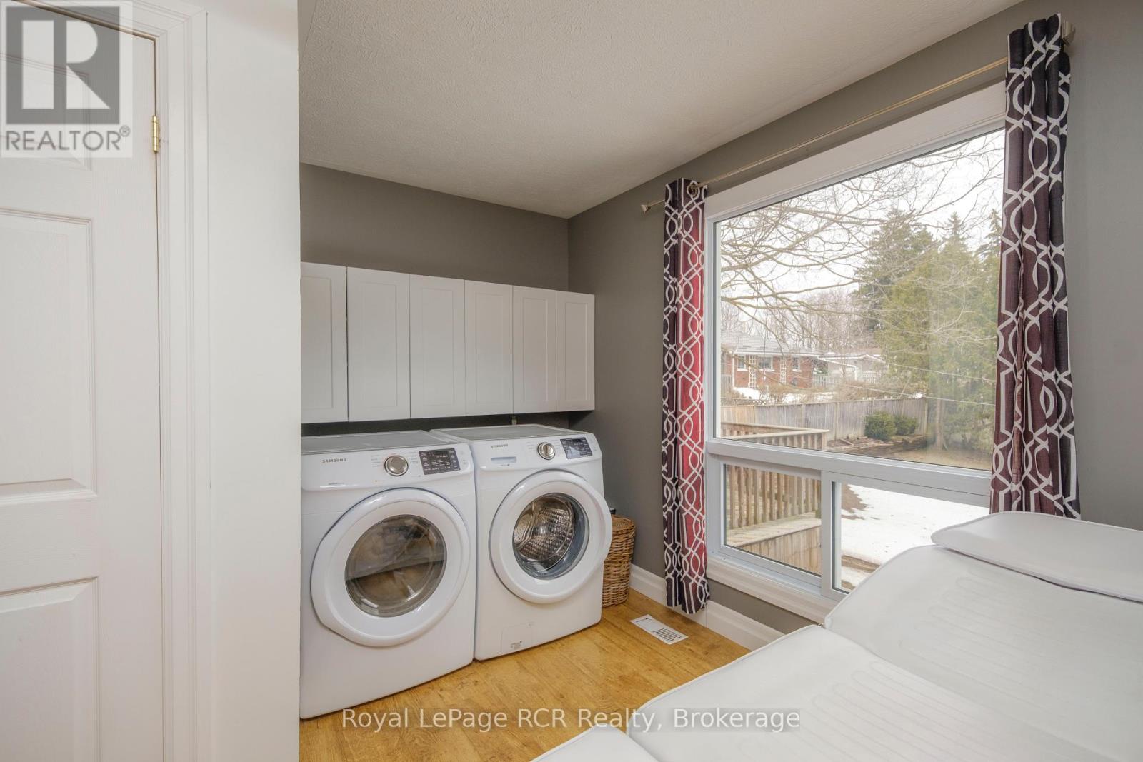 335 Ross Street, Huron-Kinloss (Lucknow), Ontario  N0G 2H0 - Photo 11 - X12880398