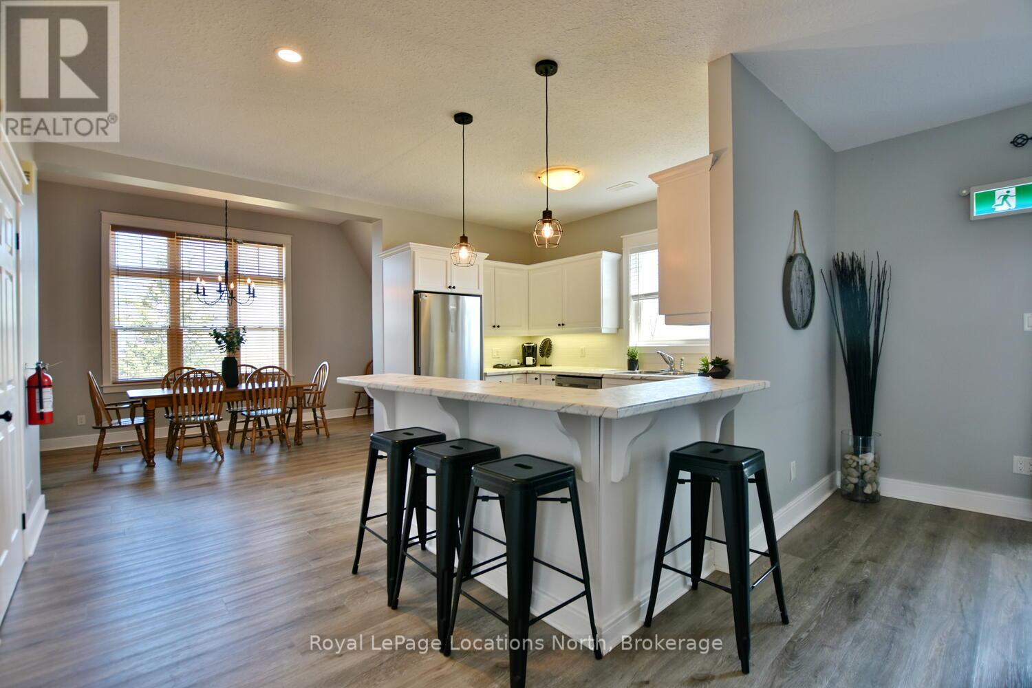 223 - 170 Snowbridge Way, Blue Mountains, Ontario  L9Y 0V2 - Photo 14 - X12880510