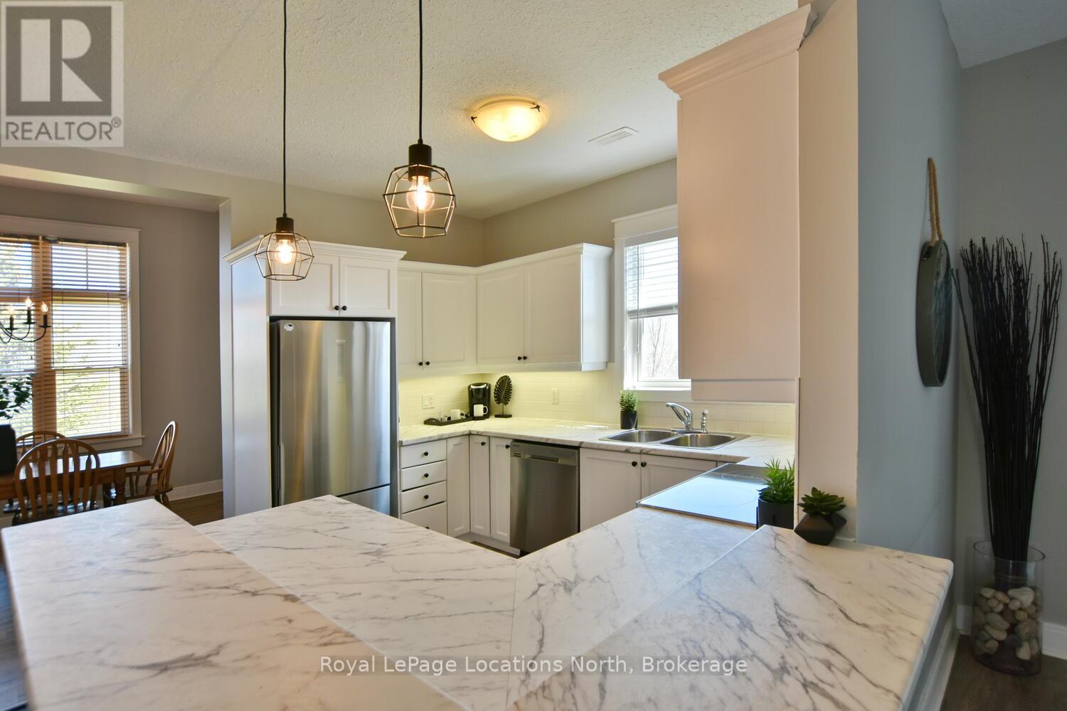 223 - 170 Snowbridge Way, Blue Mountains, Ontario  L9Y 0V2 - Photo 15 - X12880510