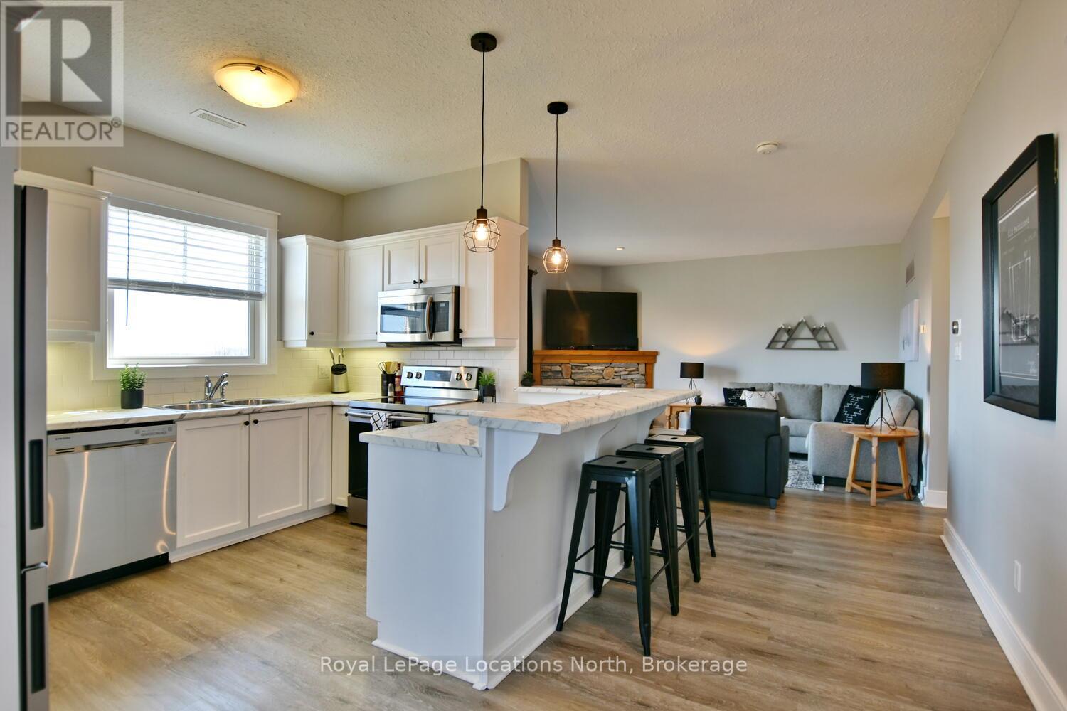 223 - 170 Snowbridge Way, Blue Mountains, Ontario  L9Y 0V2 - Photo 16 - X12880510