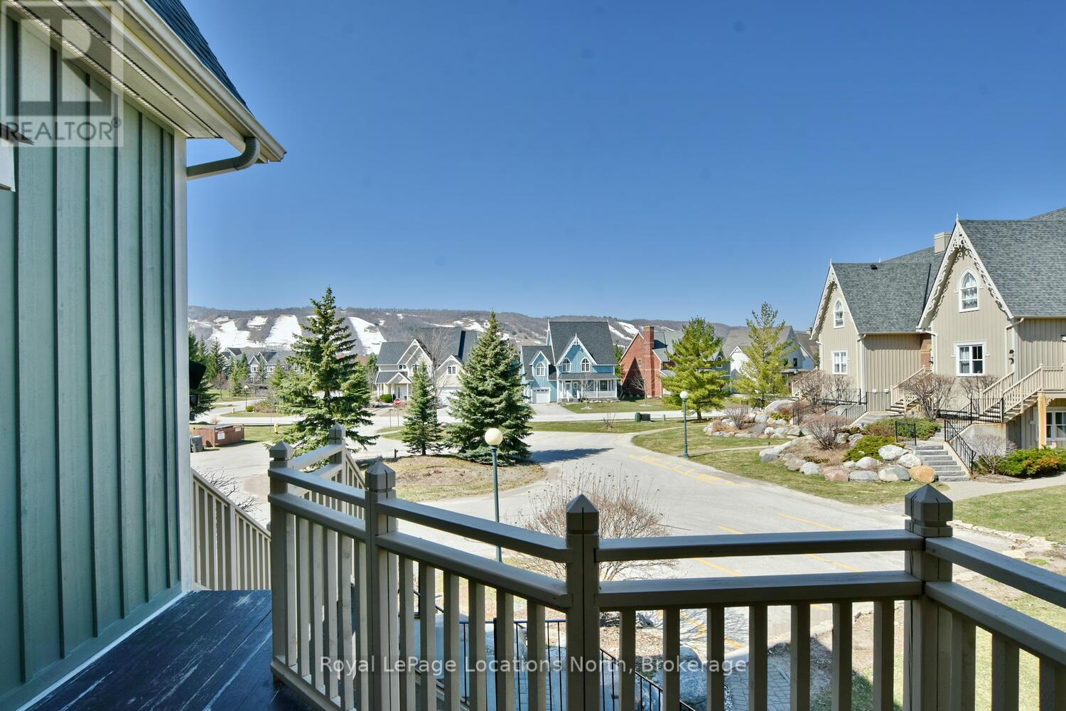 223 - 170 Snowbridge Way, Blue Mountains, Ontario  L9Y 0V2 - Photo 4 - X12880510