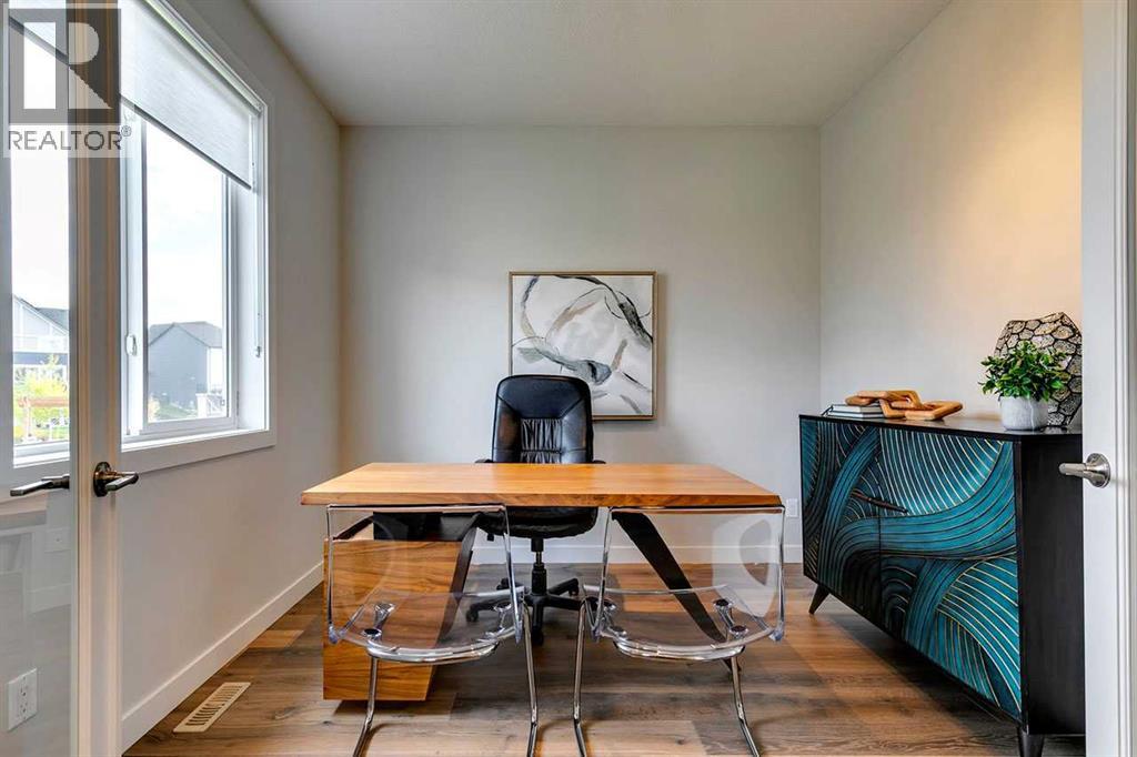 132 Sunrise Heath, Cochrane, Alberta  T4C 3C5 - Photo 3 - A2290516