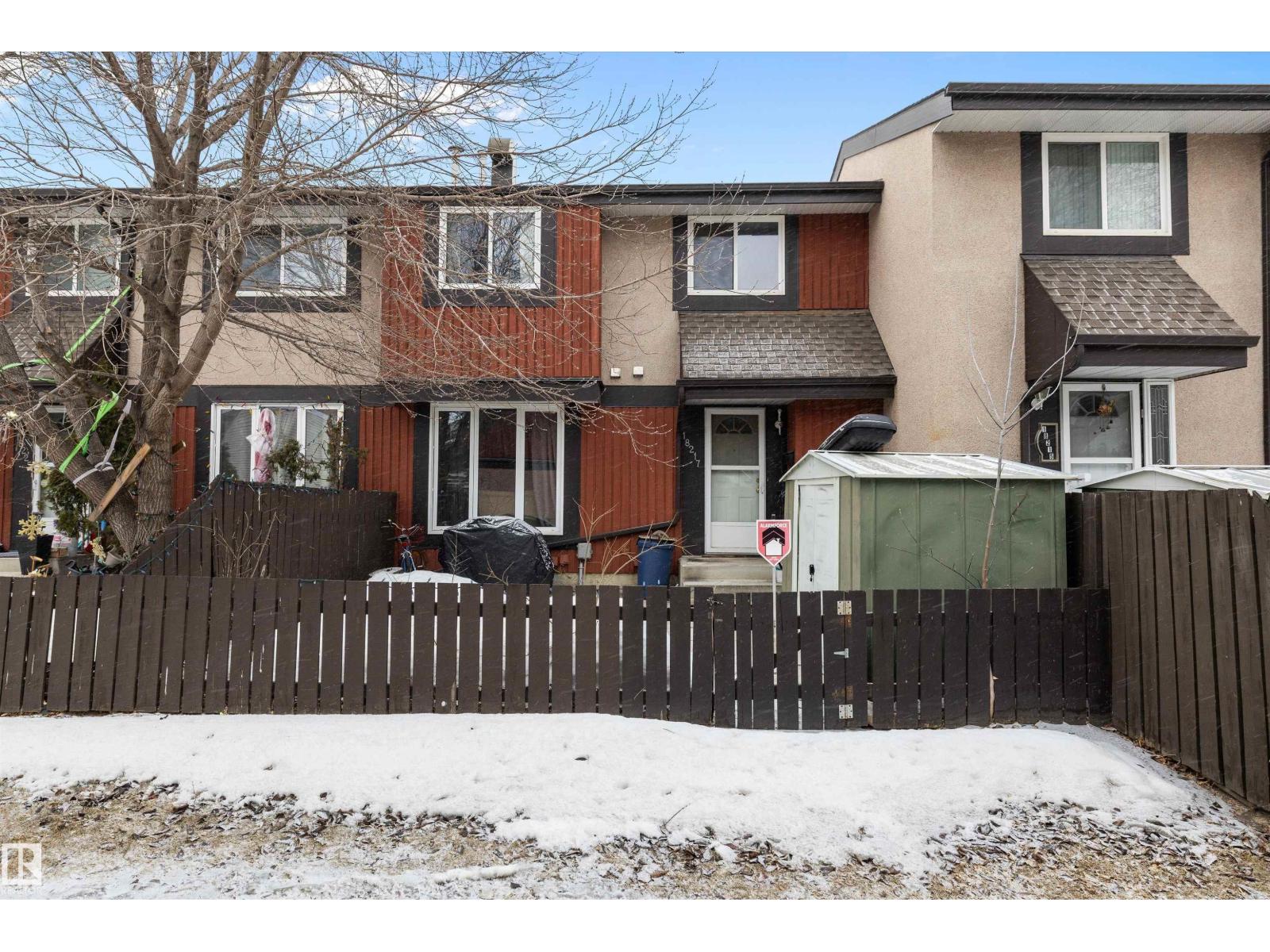 18217 84 AV NW, edmonton, Alberta