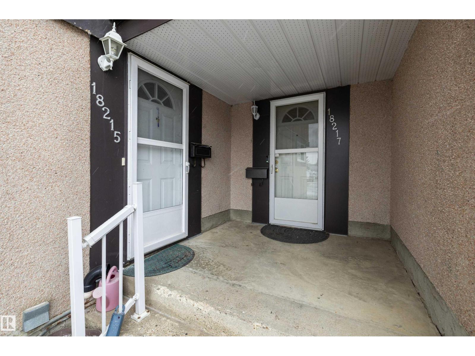 18217 84 Av Nw, Edmonton, Alberta  T5T 1T7 - Photo 5 - E4477338