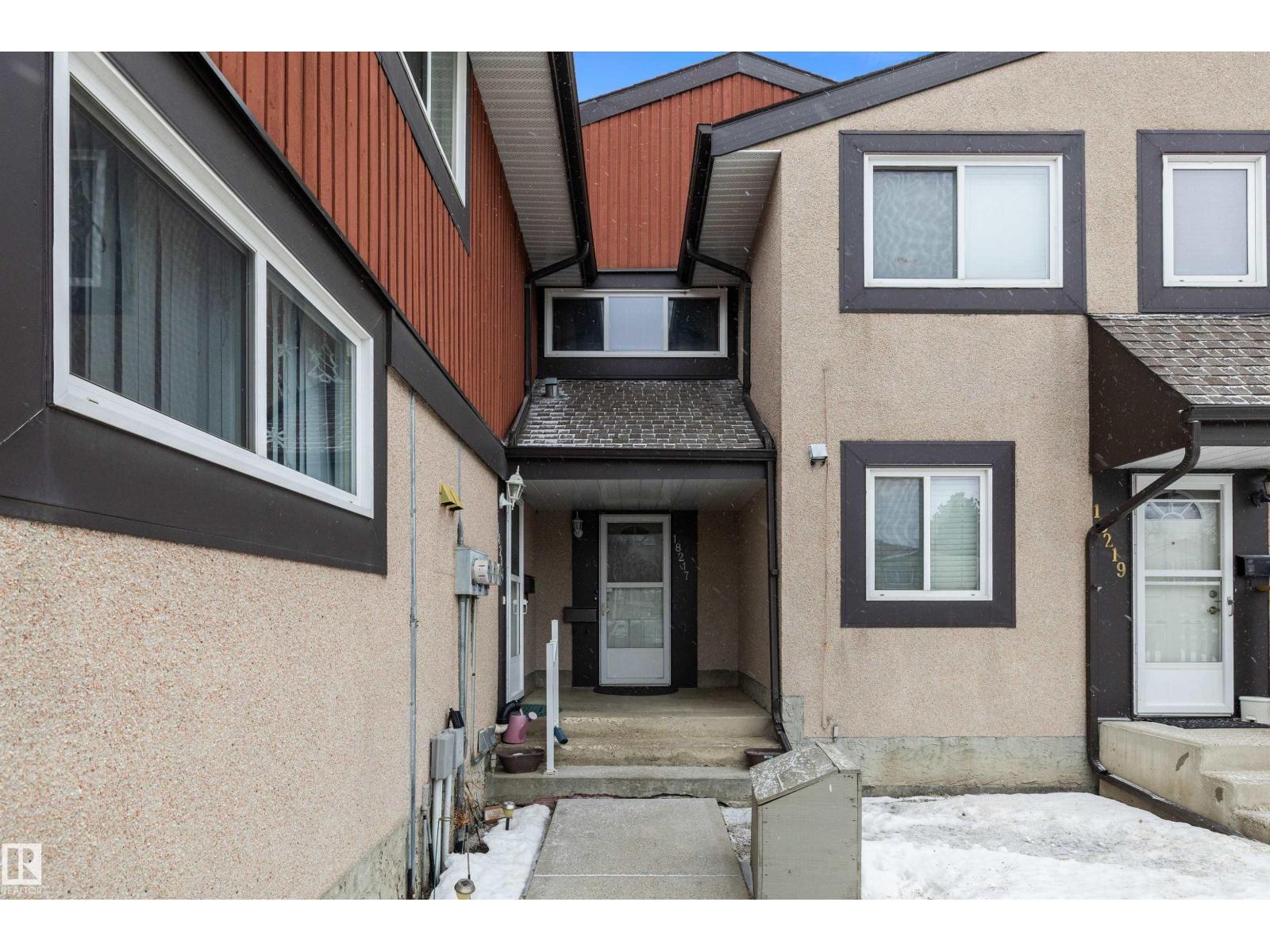 18217 84 Av Nw, Edmonton, Alberta  T5T 1T7 - Photo 4 - E4477338