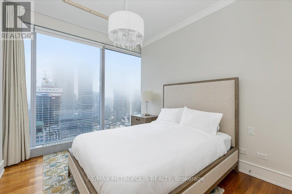 2701 - 183 Wellington Street W, Toronto, Ontario  M5V 0A1 - Photo 19 - C12880438