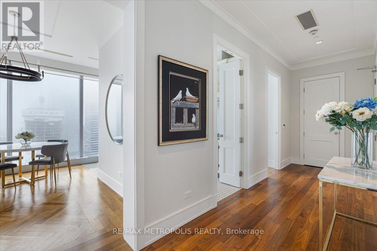 2701 - 183 Wellington Street W, Toronto, Ontario  M5V 0A1 - Photo 23 - C12880438