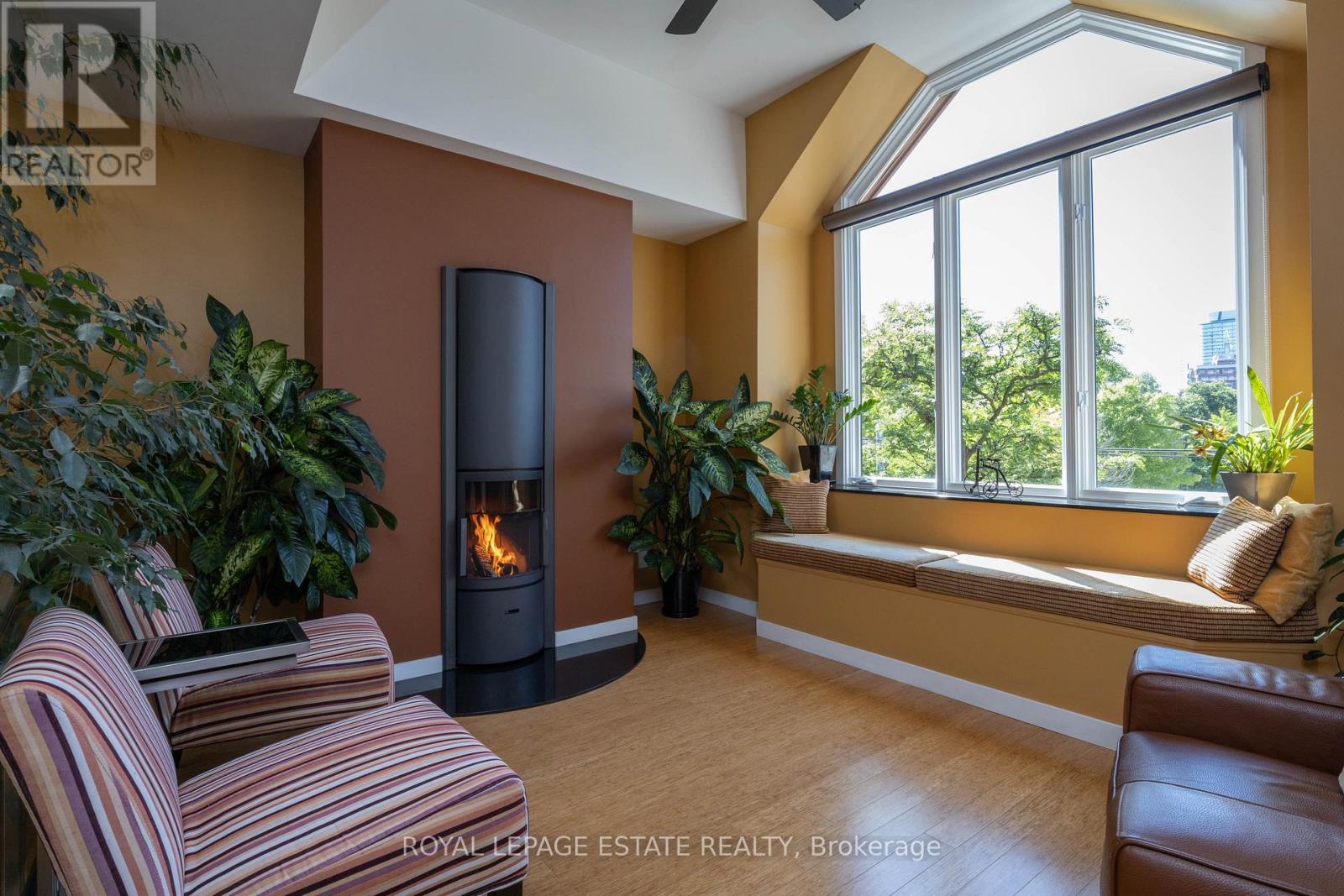 432 Queen Street E, Toronto, Ontario  M5A 1T4 - Photo 7 - C12880476