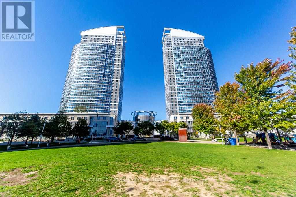 2303 - 38 LEE CENTRE DRIVE, Toronto, Ontario