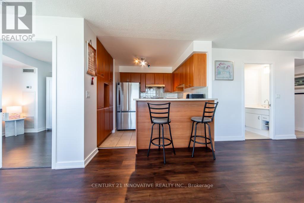 2303 - 38 Lee Centre Drive, Toronto (Woburn), Ontario  M1H 3J7 - Photo 19 - E12880486