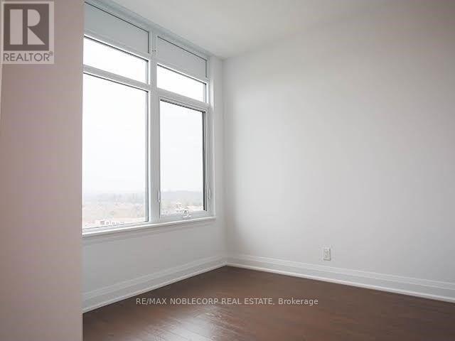 909 - 12 Woodstream Boulevard, Vaughan (West Woodbridge), Ontario  L4L 8C3 - Photo 10 - N12880404