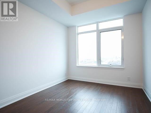 909 - 12 Woodstream Boulevard, Vaughan (West Woodbridge), Ontario  L4L 8C3 - Photo 8 - N12880404