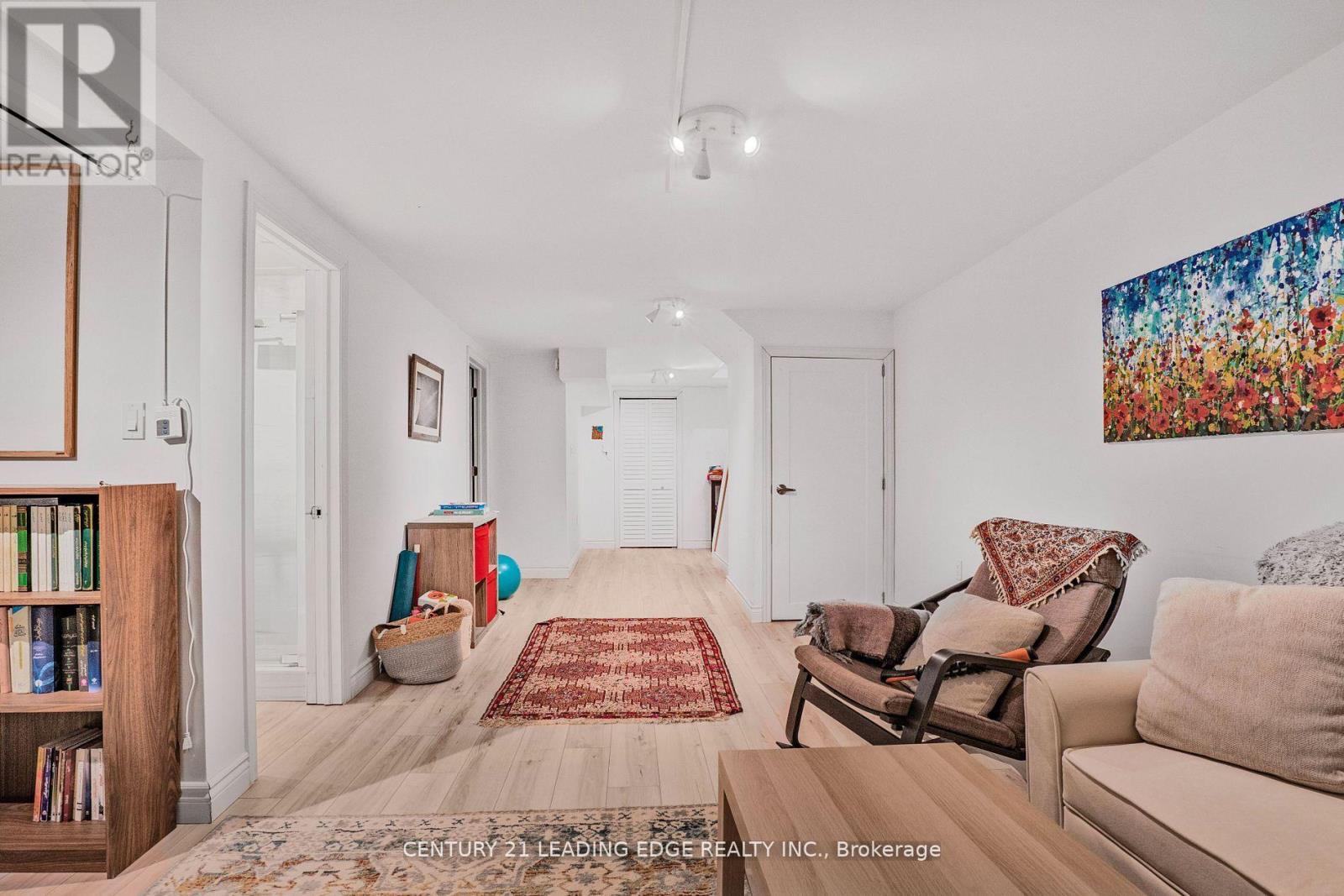 6 - 40 Castle Rock Drive, Richmond Hill (North Richvale), Ontario  L4C 5H5 - Photo 25 - N12880432