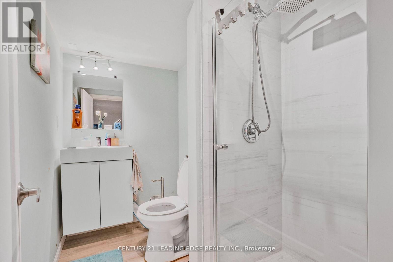 6 - 40 Castle Rock Drive, Richmond Hill (North Richvale), Ontario  L4C 5H5 - Photo 27 - N12880432