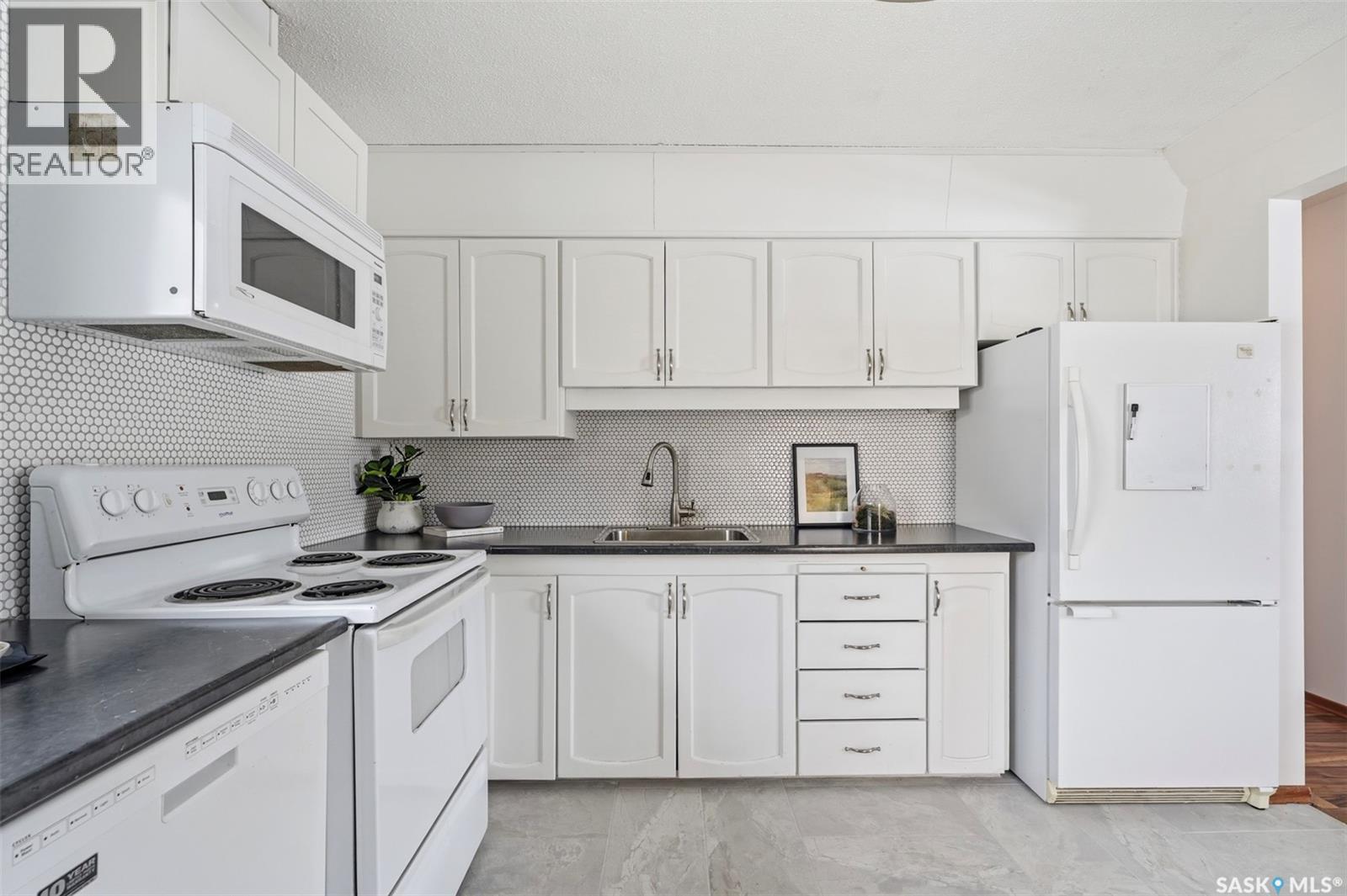 20 Marlborough Crescent, Saskatoon, Saskatchewan  S7L 3T7 - Photo 11 - SK030393