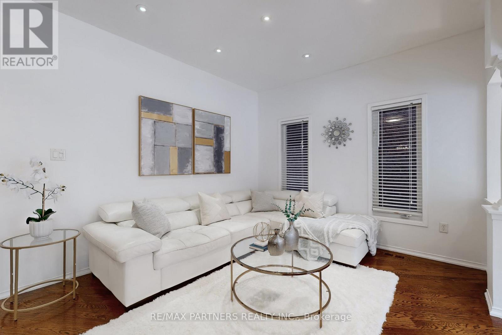 79 Carnoustie Crescent, Richmond Hill, Ontario  L4E 0A1 - Photo 2 - N12880580