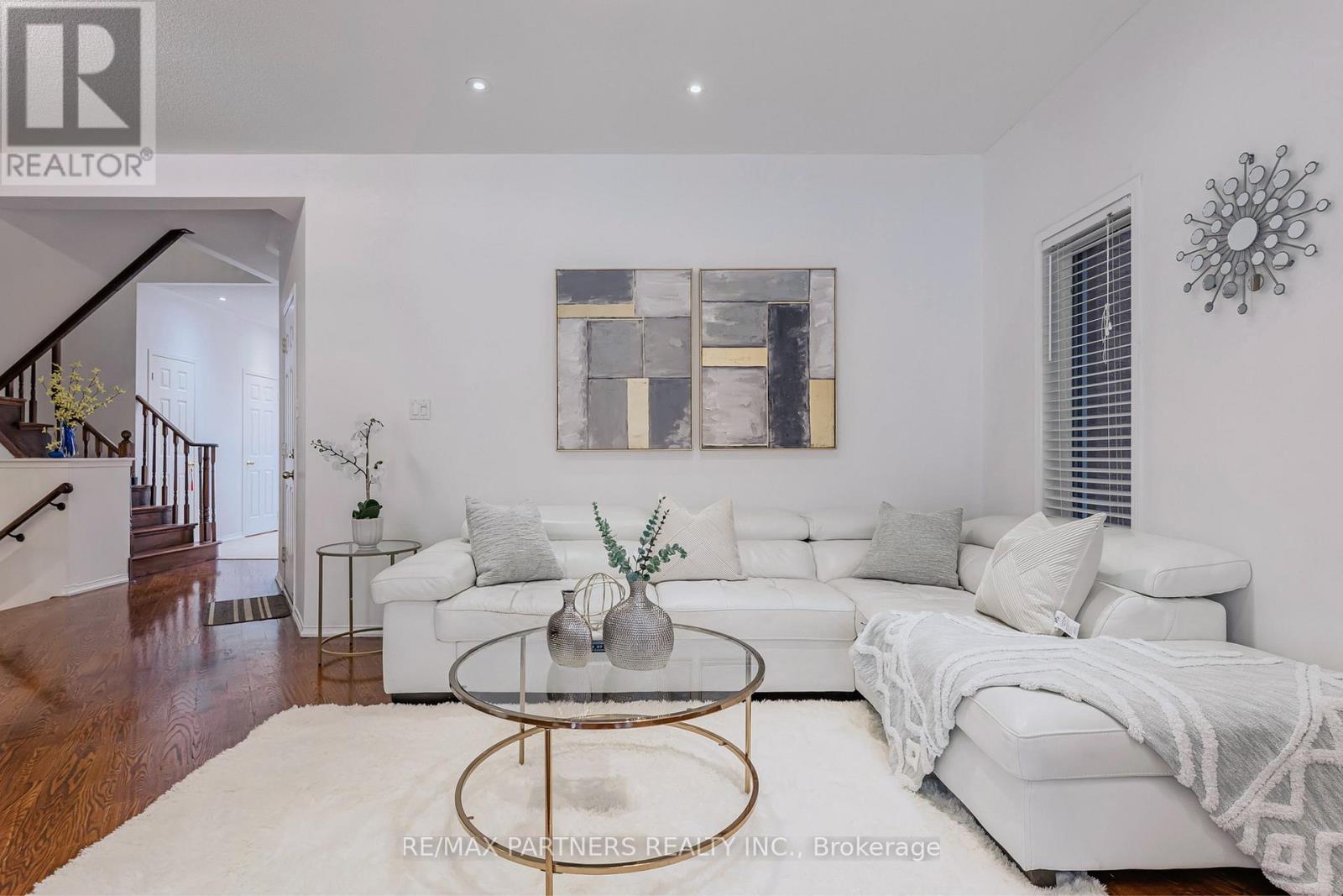 79 Carnoustie Crescent, Richmond Hill, Ontario  L4E 0A1 - Photo 3 - N12880580