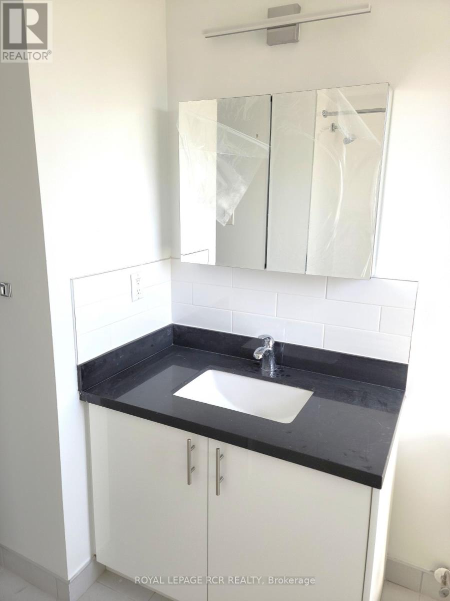 218 - 2 Orchard Heights Boulevard, Aurora, Ontario  L4G 3W3 - Photo 9 - N12880582