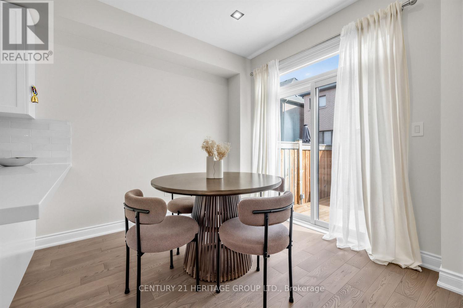 49 Hilts Drive, Richmond Hill, Ontario  L4H 0H8 - Photo 13 - N12880690