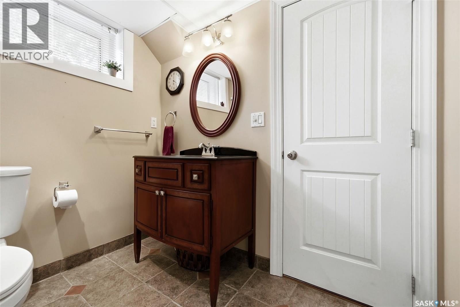 25 Chinook Road, Regina, Saskatchewan  S4S 5C3 - Photo 23 - SK030354