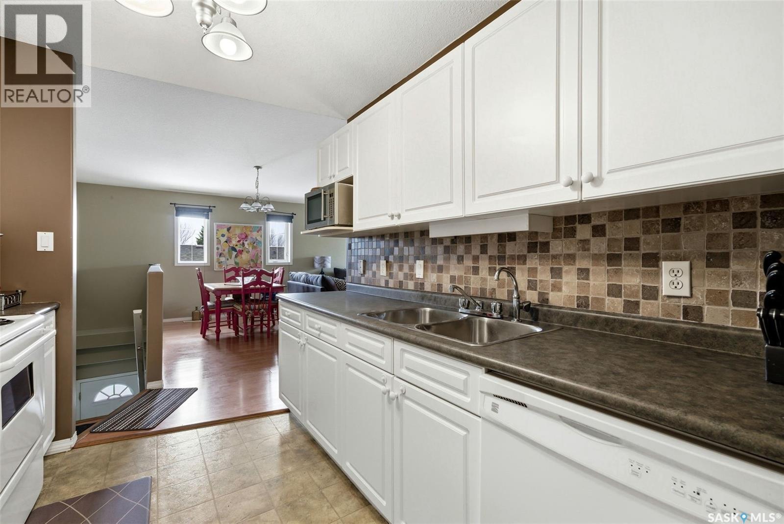 4754 Marigold Drive, Regina, Saskatchewan  S4X 2S2 - Photo 10 - SK030296