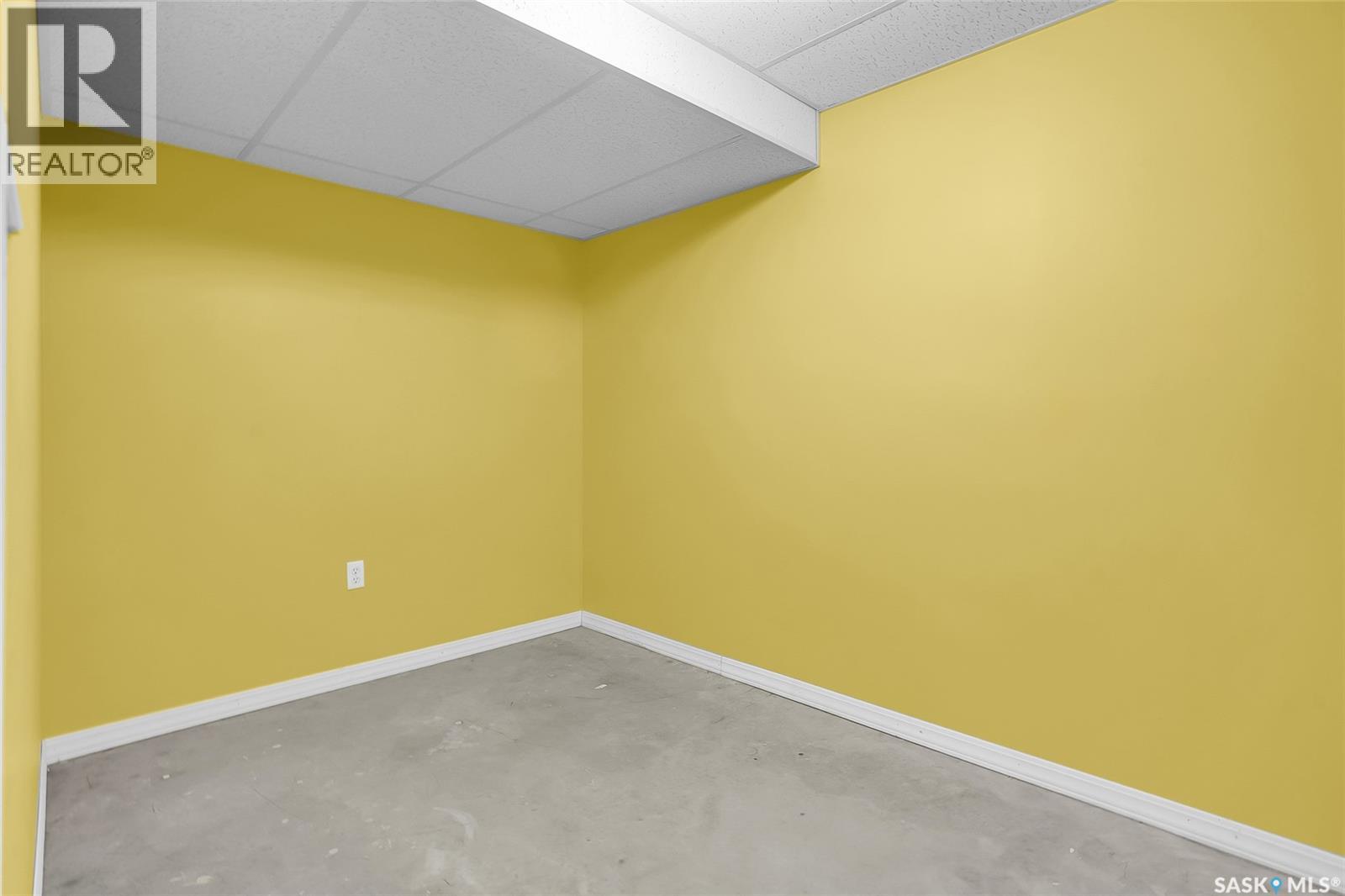 801 1st Avenue, Rosthern, Saskatchewan  S0K 4P0 - Photo 40 - SK030246