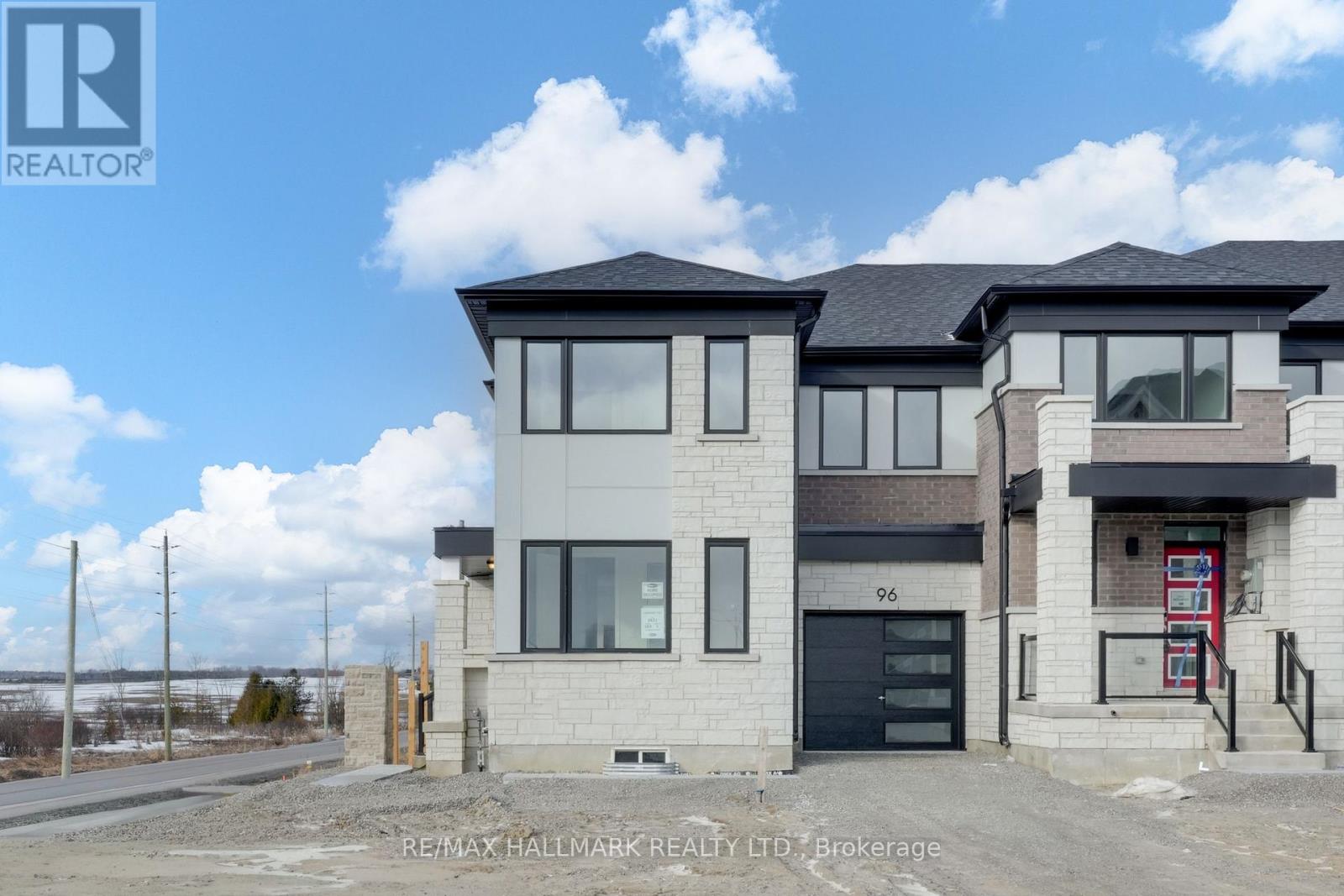 96 VINEWOOD CRESCENT, Barrie, Ontario