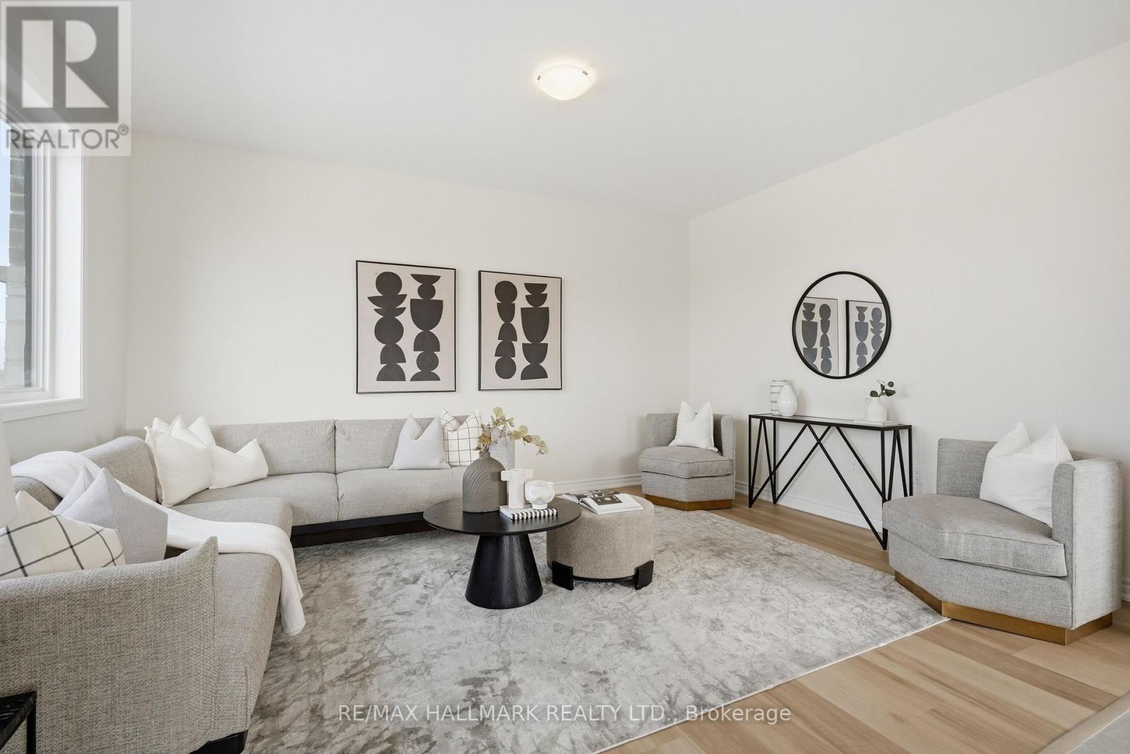 96 Vinewood Crescent, Barrie, Ontario  L9J 1B4 - Photo 15 - S12880552