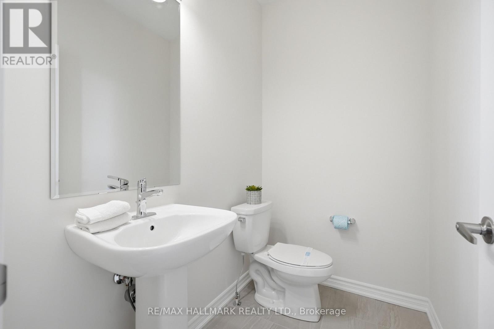 96 Vinewood Crescent, Barrie, Ontario  L9J 1B4 - Photo 22 - S12880552