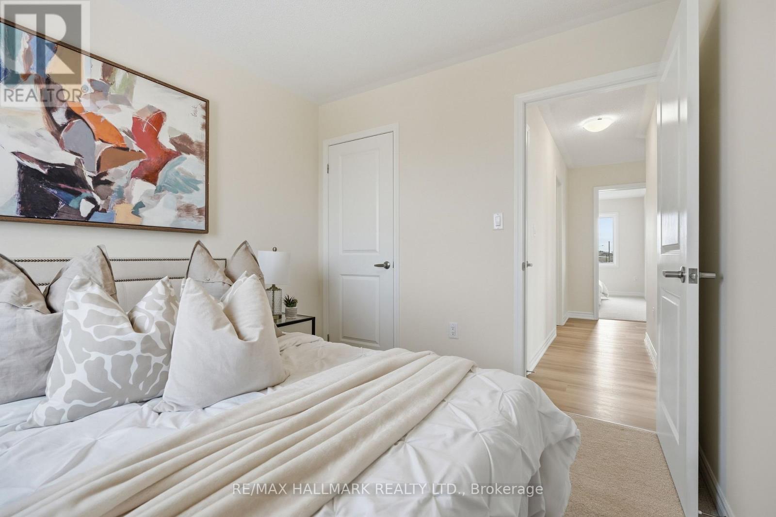 96 Vinewood Crescent, Barrie, Ontario  L9J 1B4 - Photo 30 - S12880552