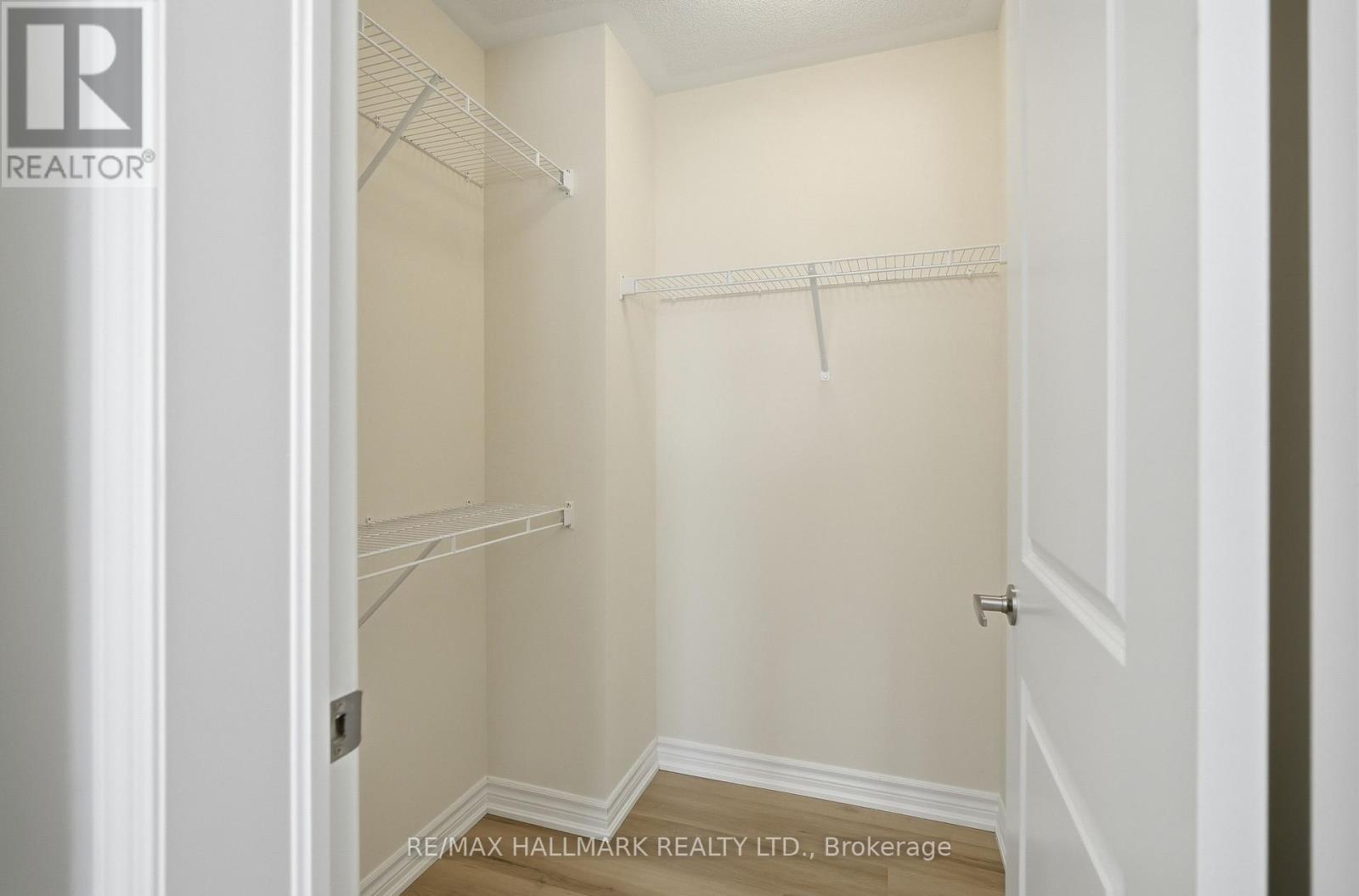 96 Vinewood Crescent, Barrie, Ontario  L9J 1B4 - Photo 37 - S12880552