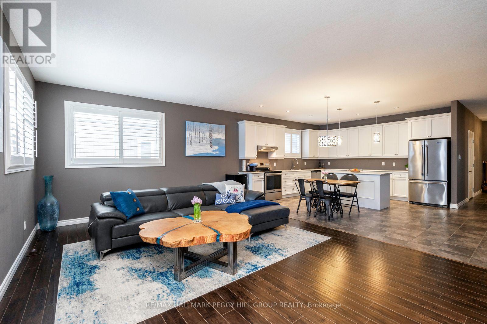 9 Northgate Road, Wasaga Beach, Ontario  L9Z 2N7 - Photo 2 - S12880568