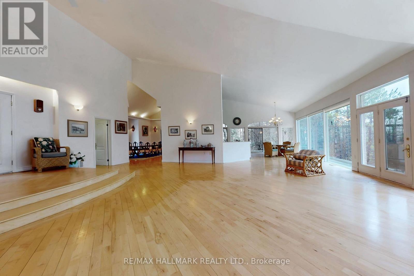 18381 Mccowan Road, East Gwillimbury, Ontario  L0G 1M0 - Photo 10 - N12878160