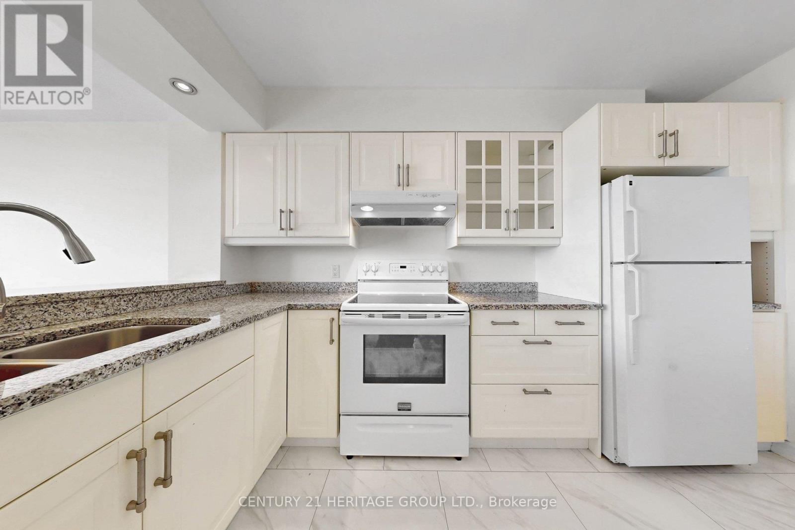 801 - 1500 Grazia Court, Mississauga (Rathwood), Ontario  L4W 4Z9 - Photo 15 - W12756524