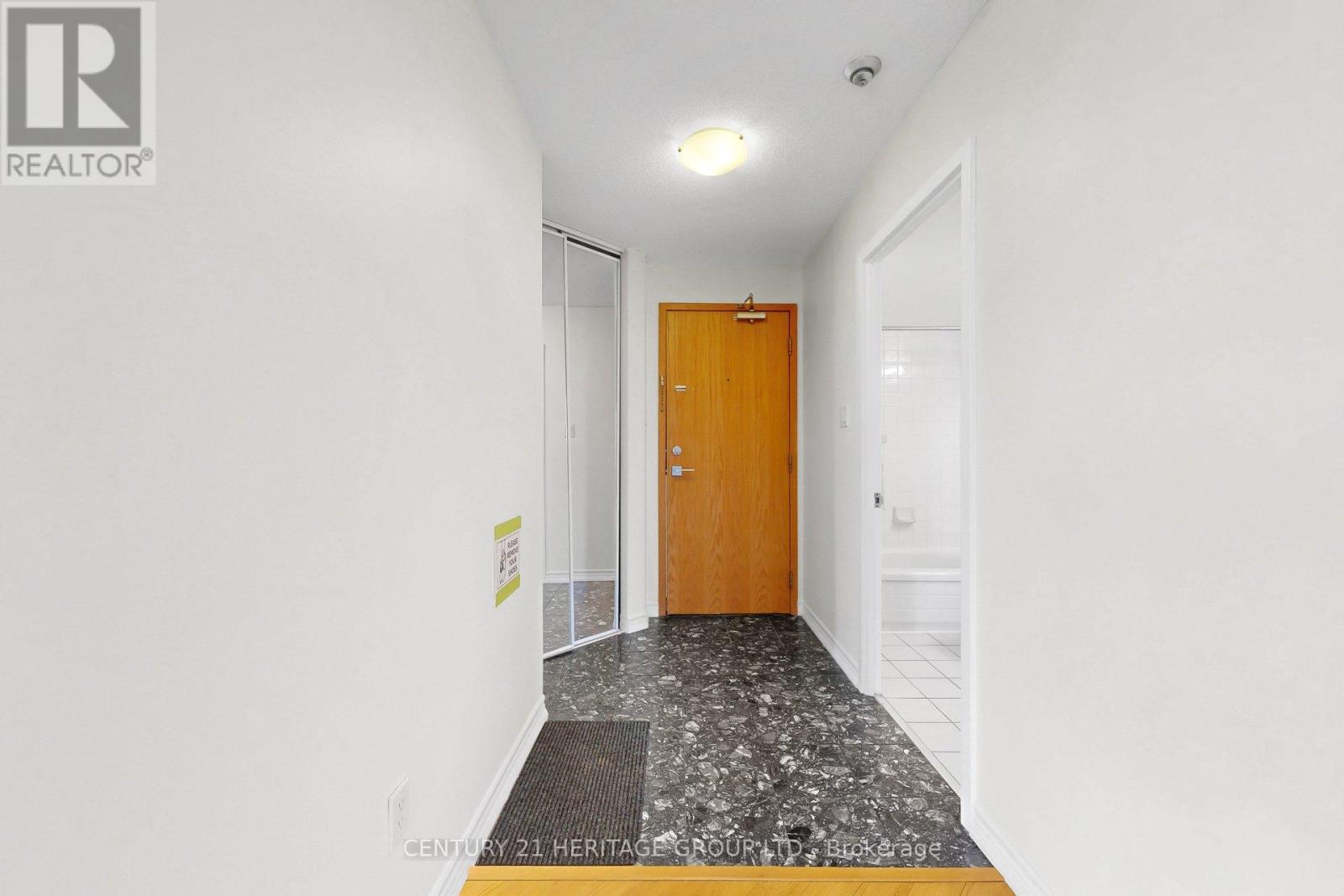 801 - 1500 Grazia Court, Mississauga (Rathwood), Ontario  L4W 4Z9 - Photo 11 - W12756524