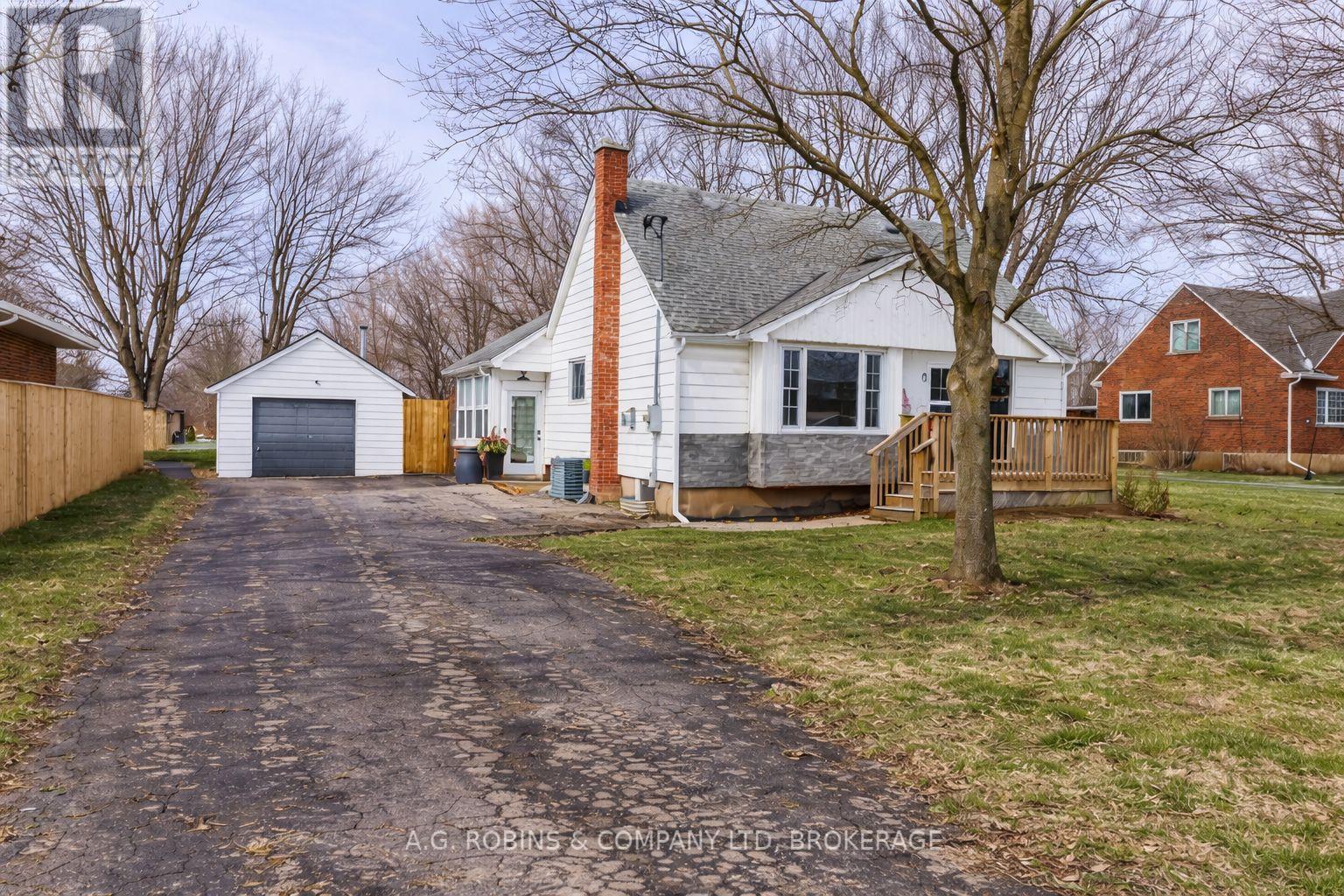 972 SILVER BAY ROAD, Port Colborne, Ontario