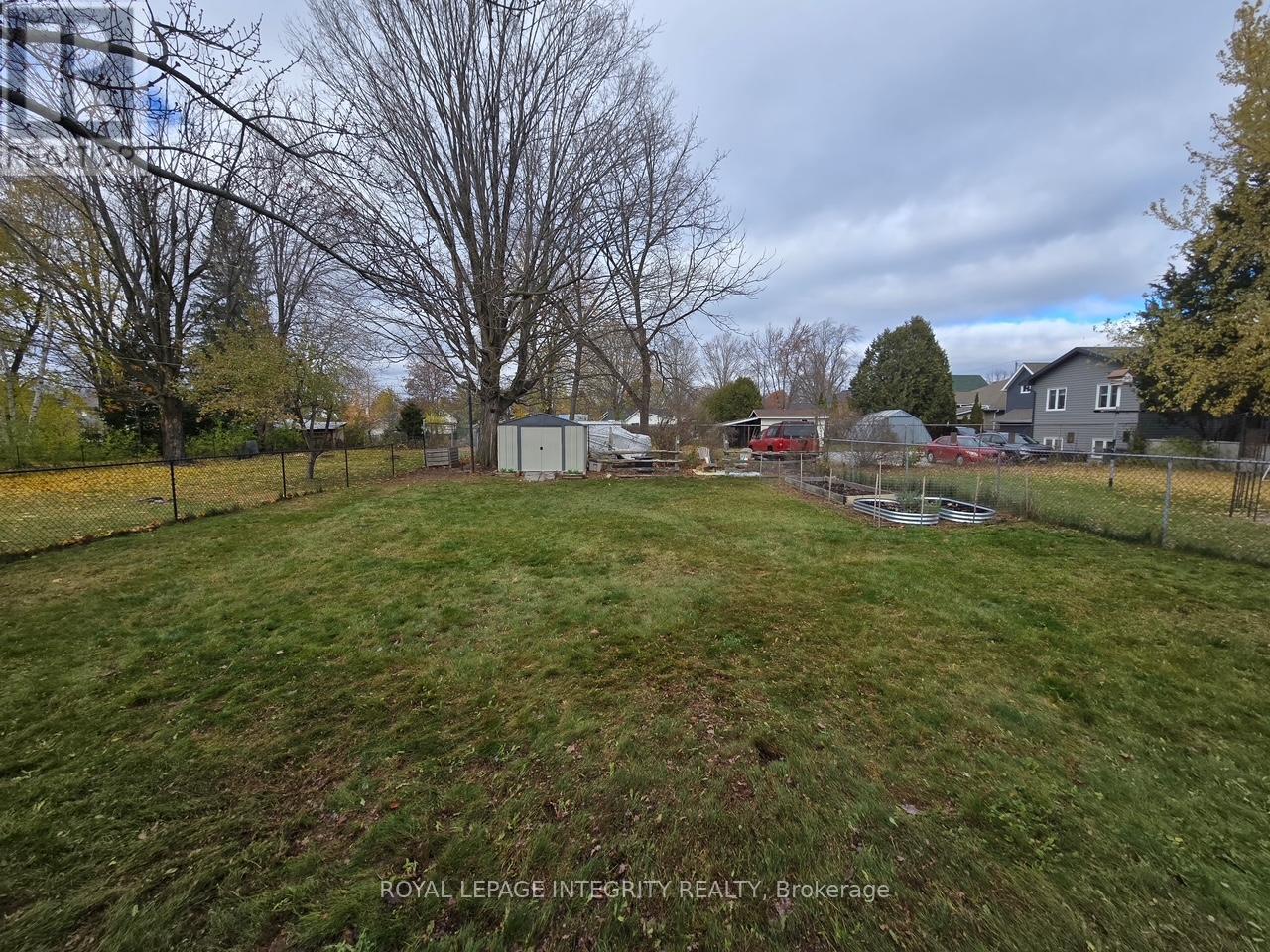 35 Robinson Street, Perth, Ontario  K7H 2E7 - Photo 27 - X12879686