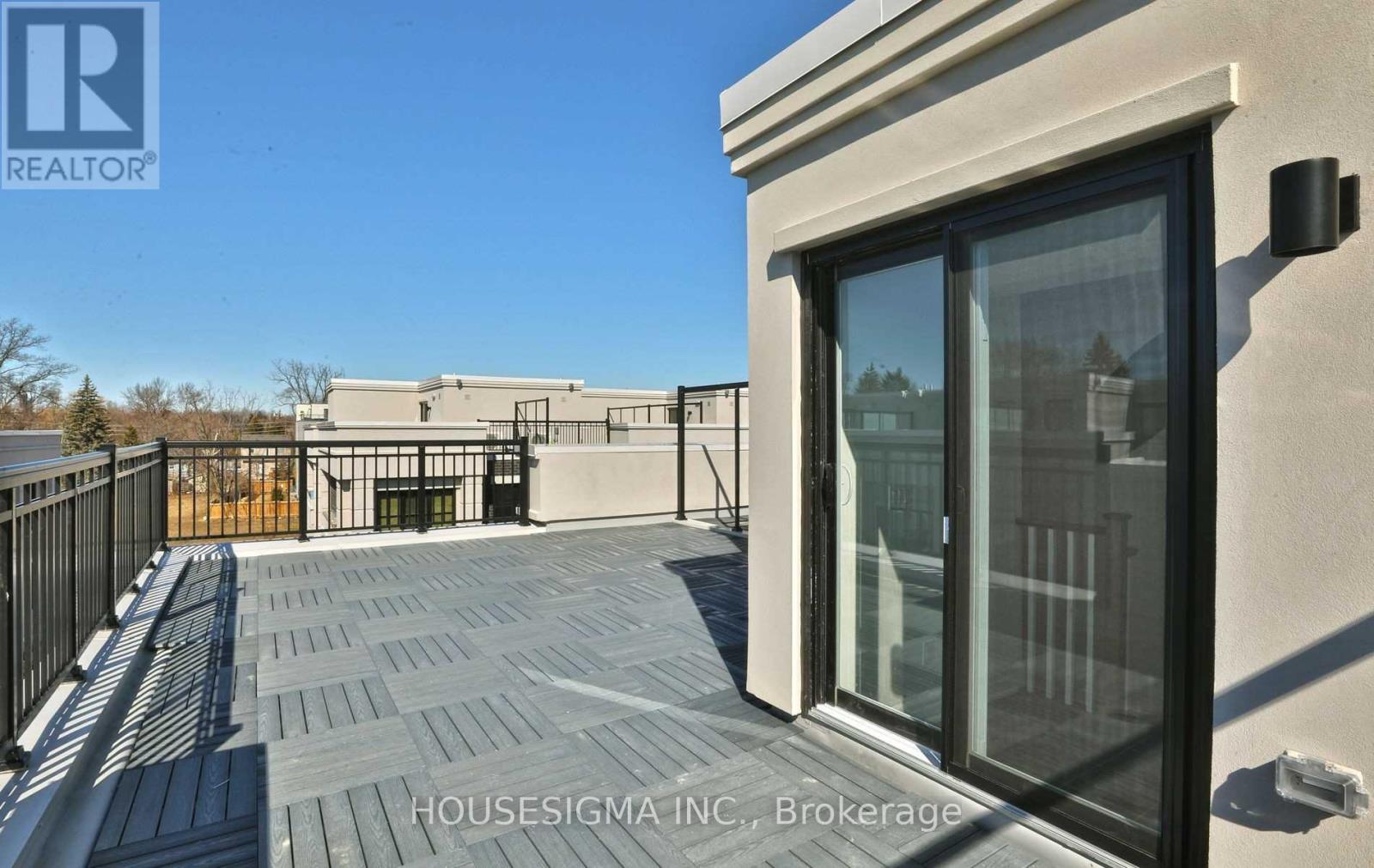 502 - 657 Cricklewood Drive, Mississauga (Mineola), Ontario  L5G 0B8 - Photo 27 - W12880408