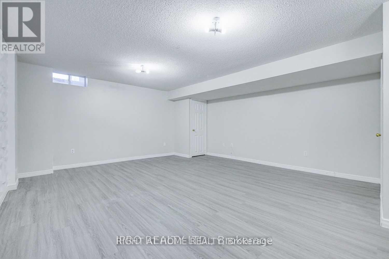 387 Bussel Crescent, Milton (Cl Clarke), Ontario  L9T 0W5 - Photo 19 - W12880422