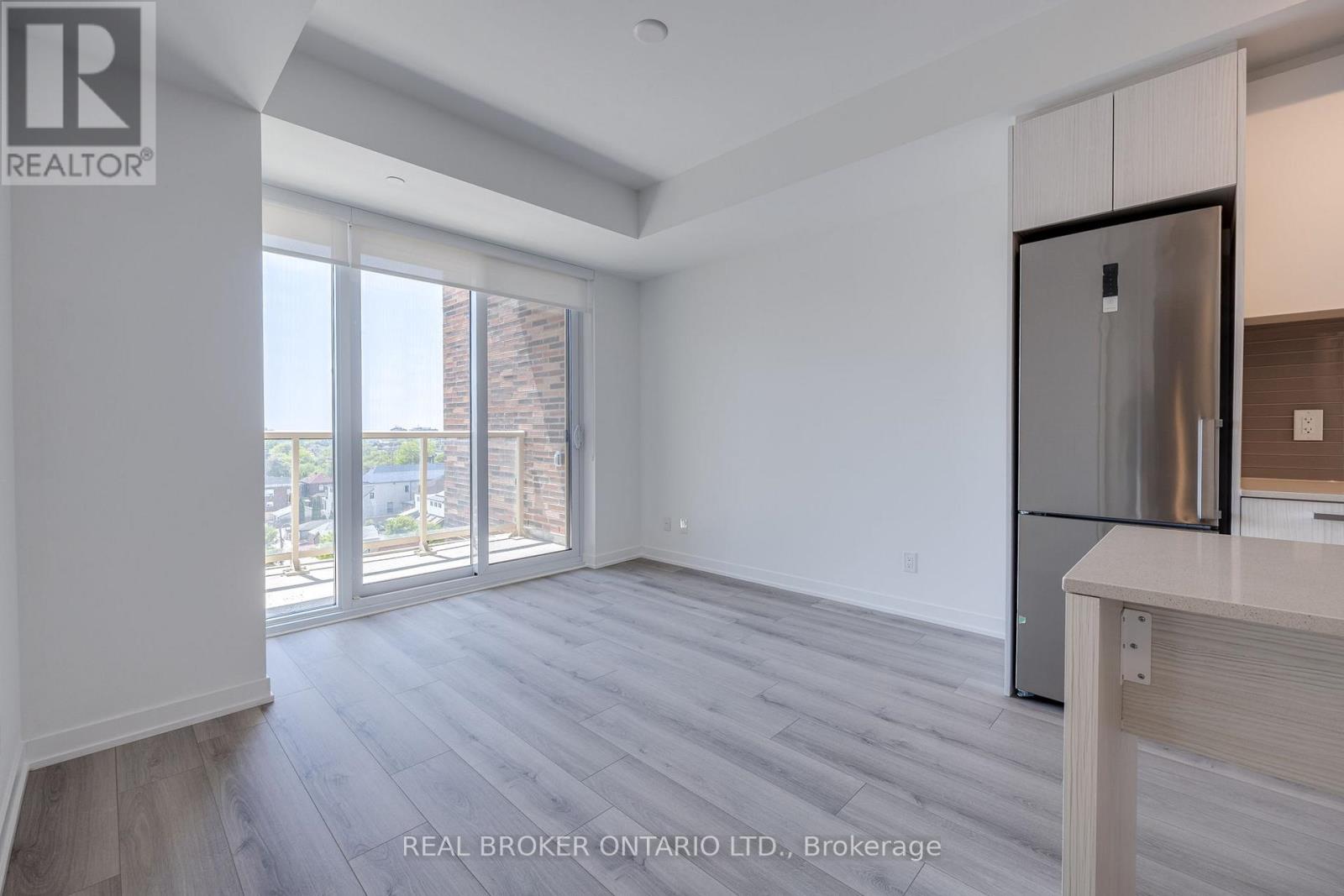 723 - 1787 St Clair Avenue W, Toronto, Ontario  M6N 0B7 - Photo 10 - W12880436