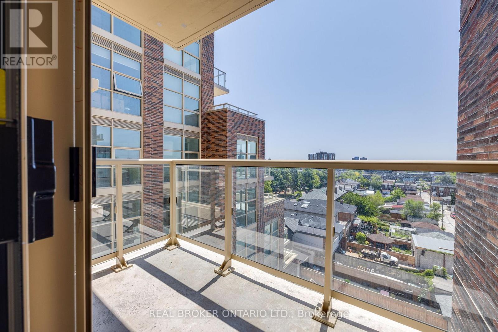 723 - 1787 St Clair Avenue W, Toronto, Ontario  M6N 0B7 - Photo 18 - W12880436