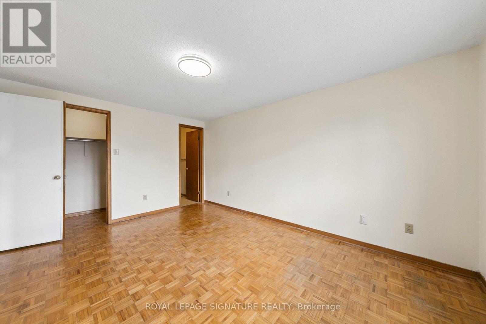 156 Macedonia Crescent, Mississauga, Ontario  L5B 3J5 - Photo 19 - W12880456