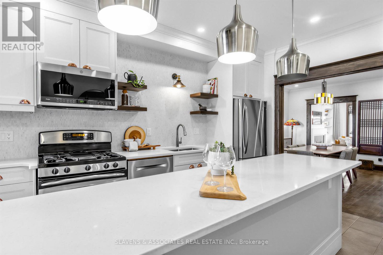 1029 St Clarens Avenue, Toronto, Ontario  M6H 3X8 - Photo 16 - W12880514