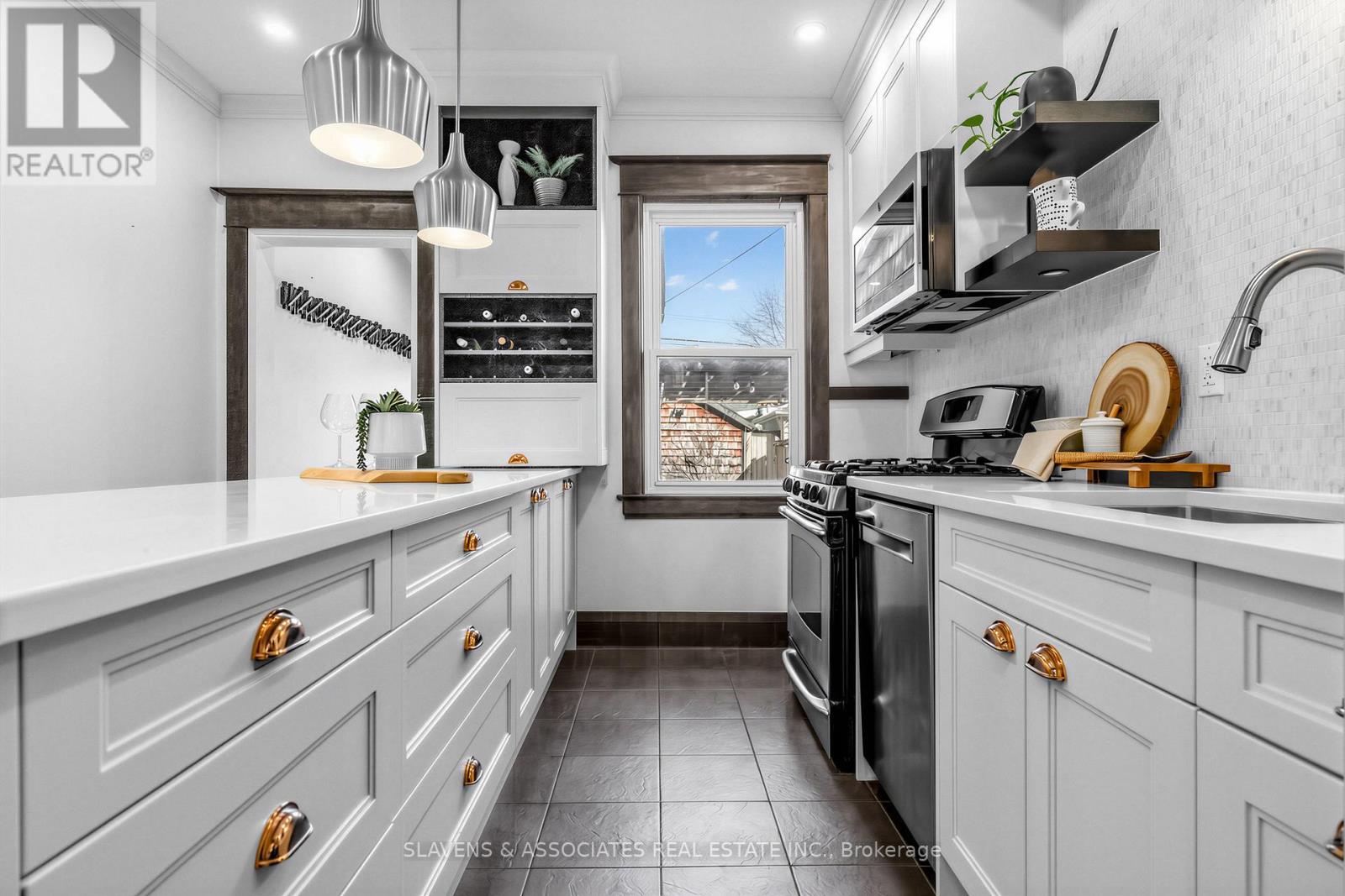 1029 St Clarens Avenue, Toronto, Ontario  M6H 3X8 - Photo 17 - W12880514