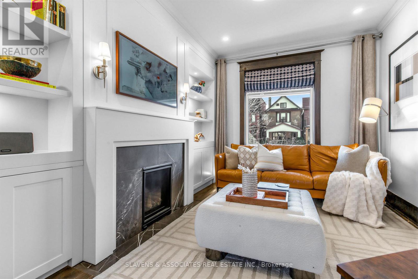 1029 St Clarens Avenue, Toronto, Ontario  M6H 3X8 - Photo 7 - W12880514