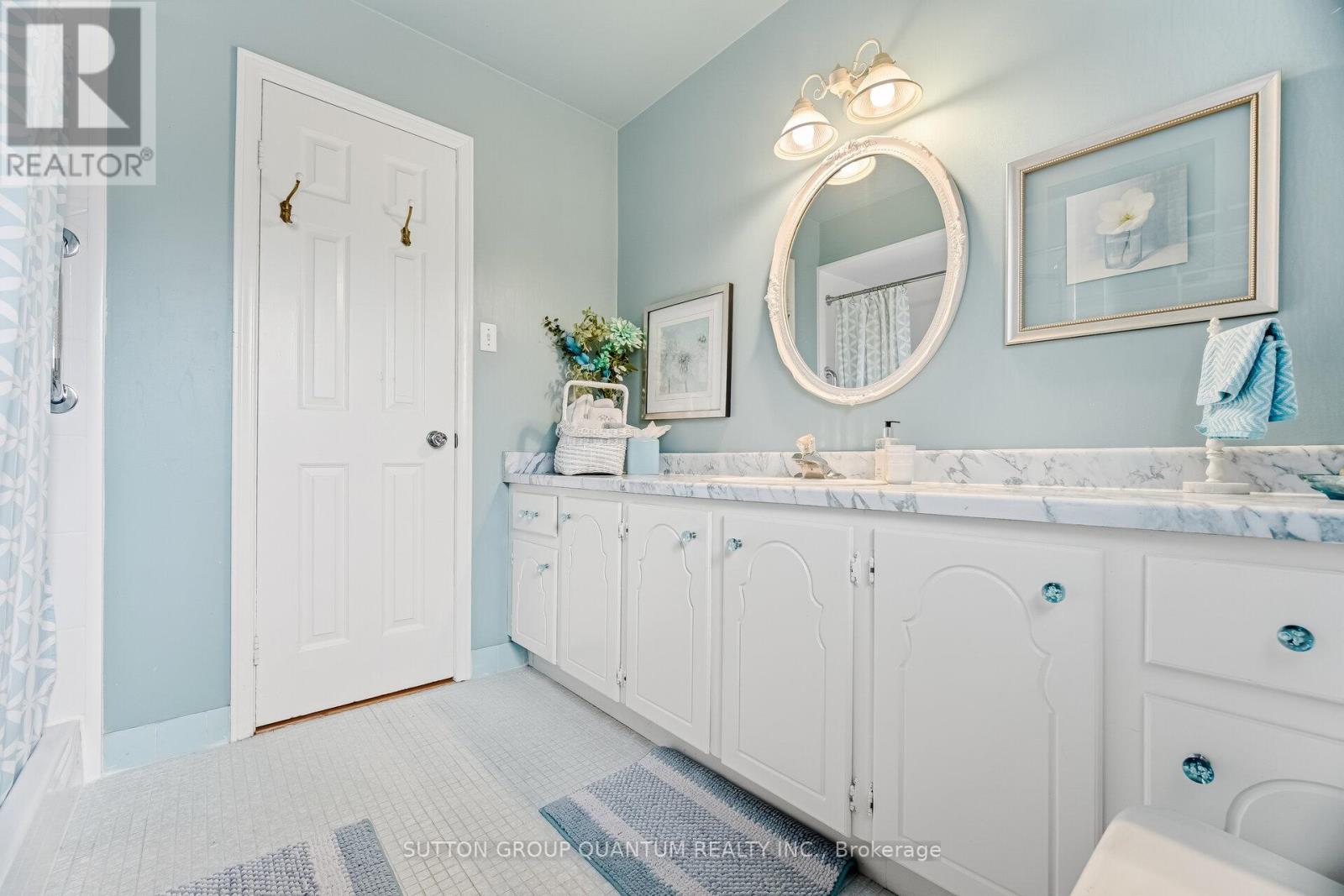 1511 Ifield Road, Mississauga (Sheridan), Ontario  L5H 3V8 - Photo 28 - W12880536