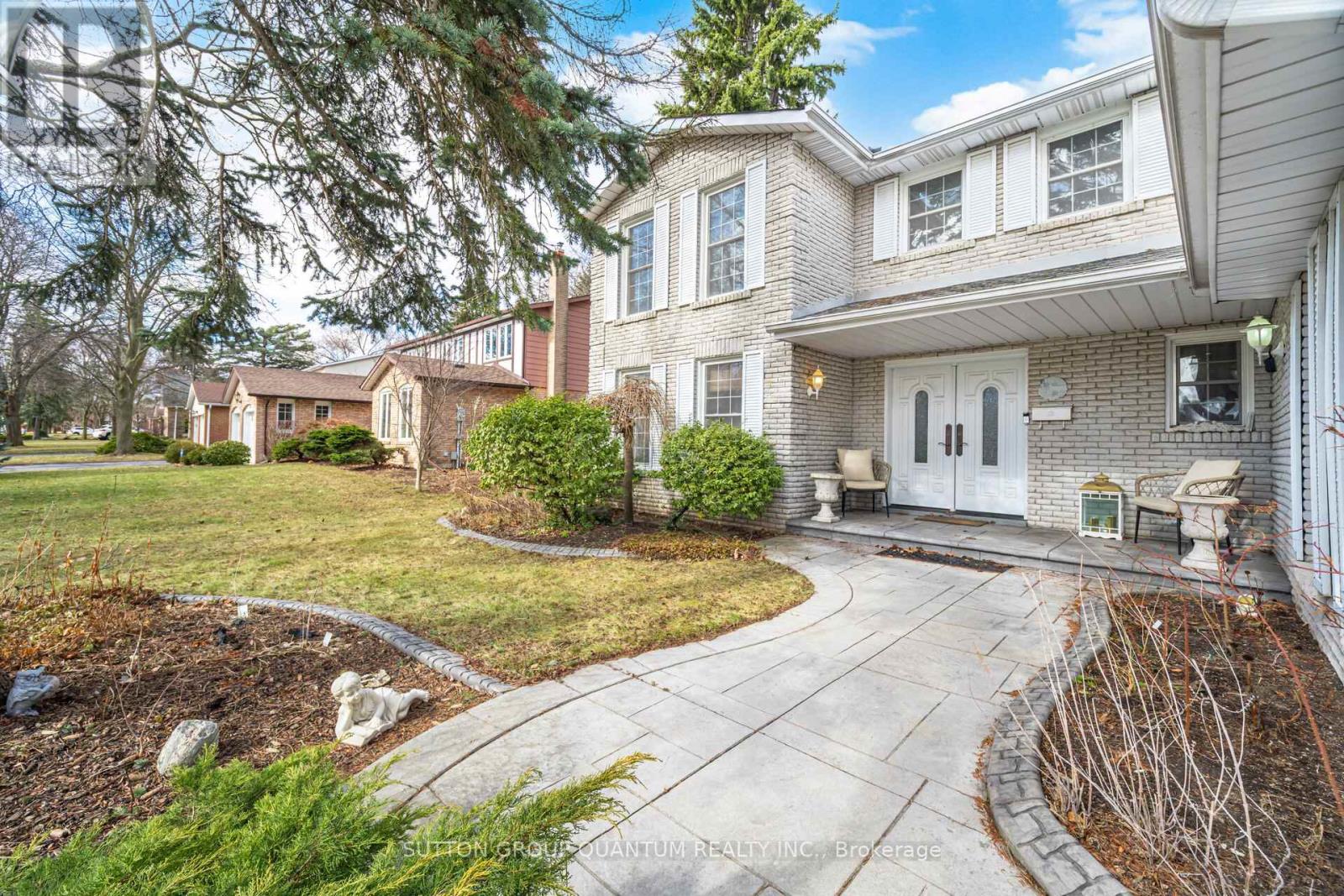 1511 Ifield Road, Mississauga (Sheridan), Ontario  L5H 3V8 - Photo 4 - W12880536