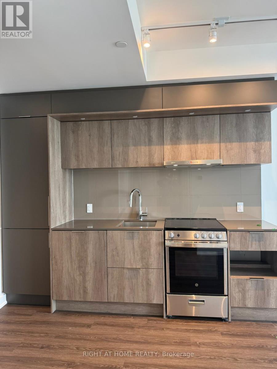 3306 - 448 Burnhamthorpe Road W, Mississauga (City Centre), Ontario  L5B 0R4 - Photo 11 - W12880572