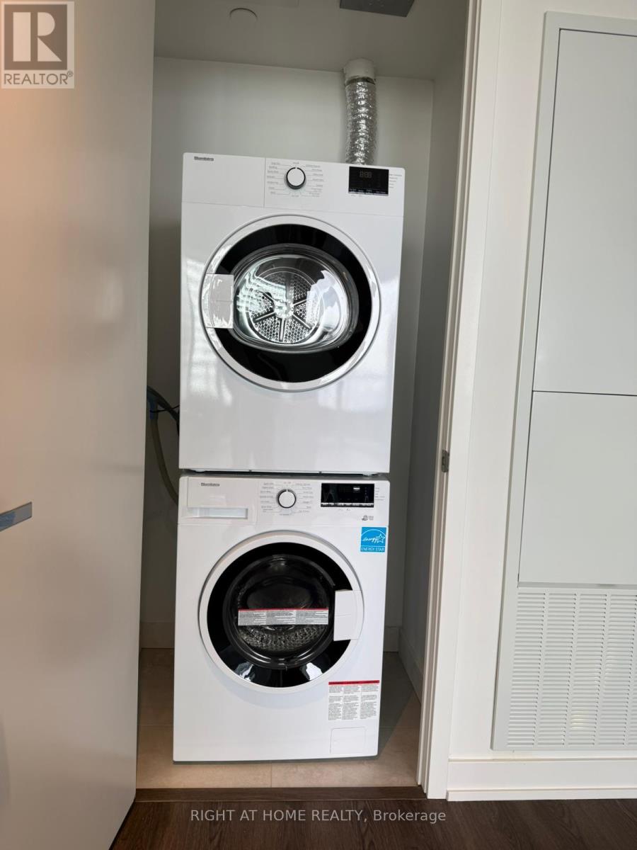 3306 - 448 Burnhamthorpe Road W, Mississauga (City Centre), Ontario  L5B 0R4 - Photo 19 - W12880572