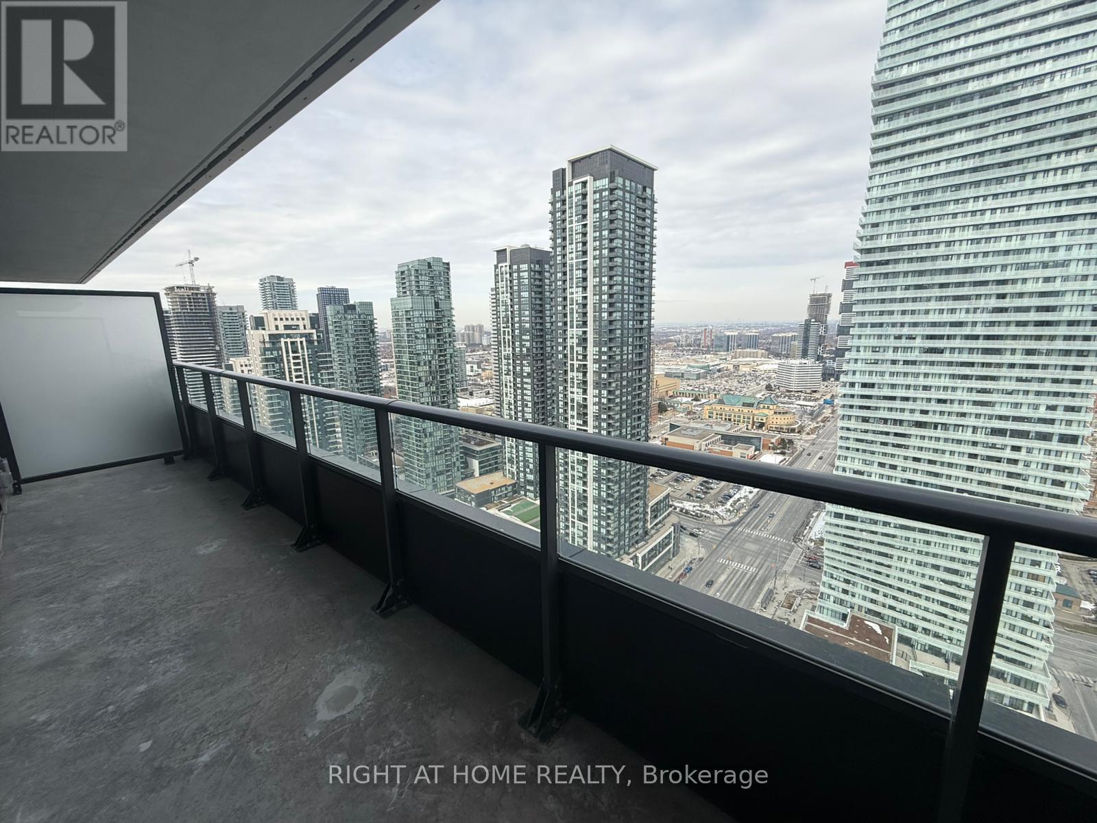 3306 - 448 Burnhamthorpe Road W, Mississauga (City Centre), Ontario  L5B 0R4 - Photo 24 - W12880572